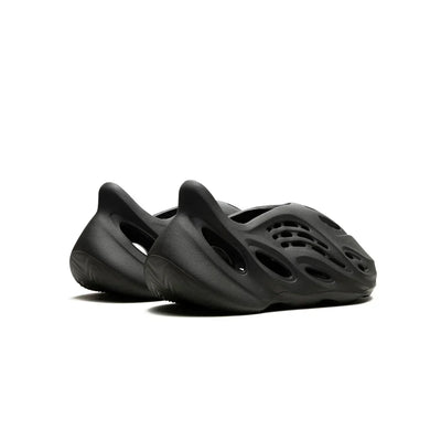 Yeezy Foam Runner 'Carbon'