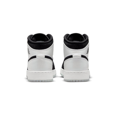 1 Mid Diamond Shorts GS