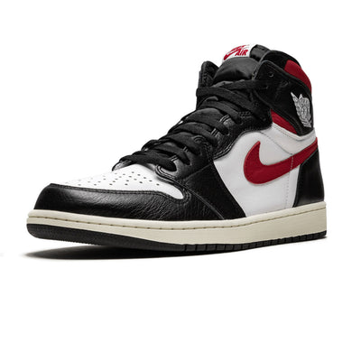 1 Retro High OG 'Gym Red'