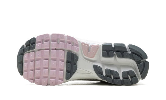 Zoom Vomero 5 520 Pack White Pink