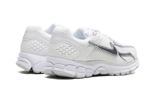 Zoom Vomero 5 Chrome Toe