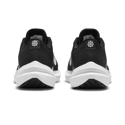 Nike Winflo 10 Black White