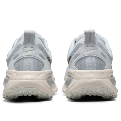 Nike Vomero 18 Gore-Tex Pure Platinum Light Pumice