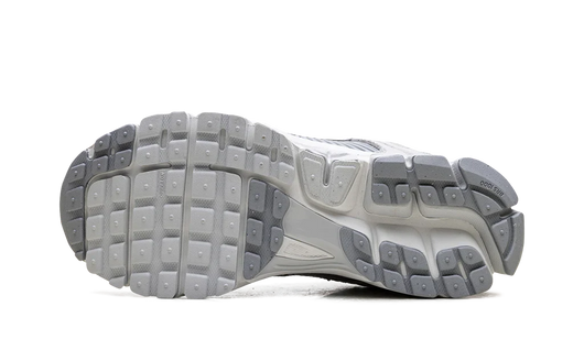 Zoom Vomero 5 Pure Platinum Platinum Tint Wolf Grey Summit White