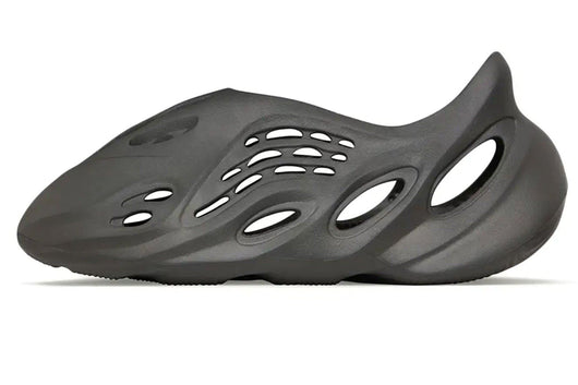 Yeezy Foam RNR Carbon
