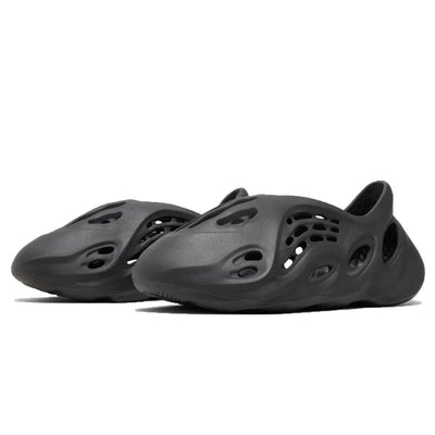 Yeezy Foam RNR Onyx (2022/2024)